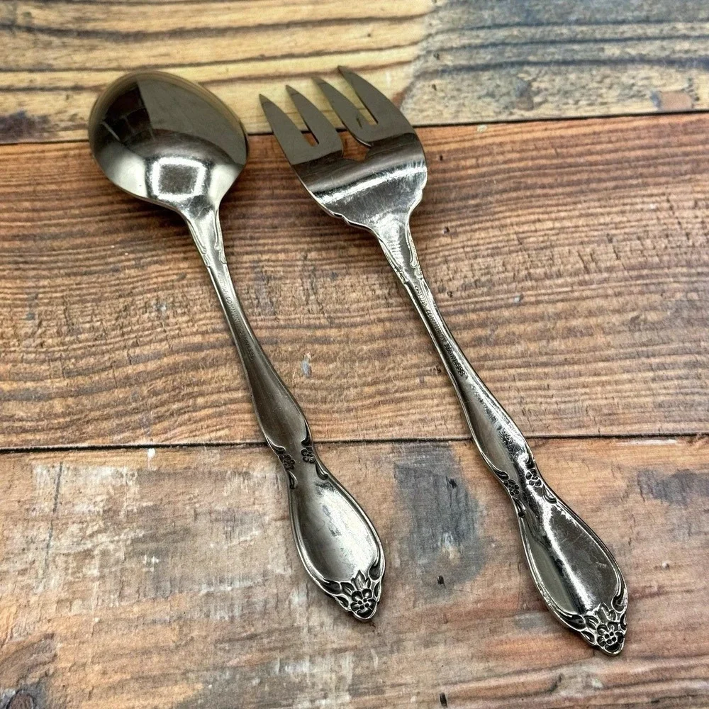 Oneida Community Stainless Betty Crocker CHATELAINE Serving Spoon‎ and Fork Set